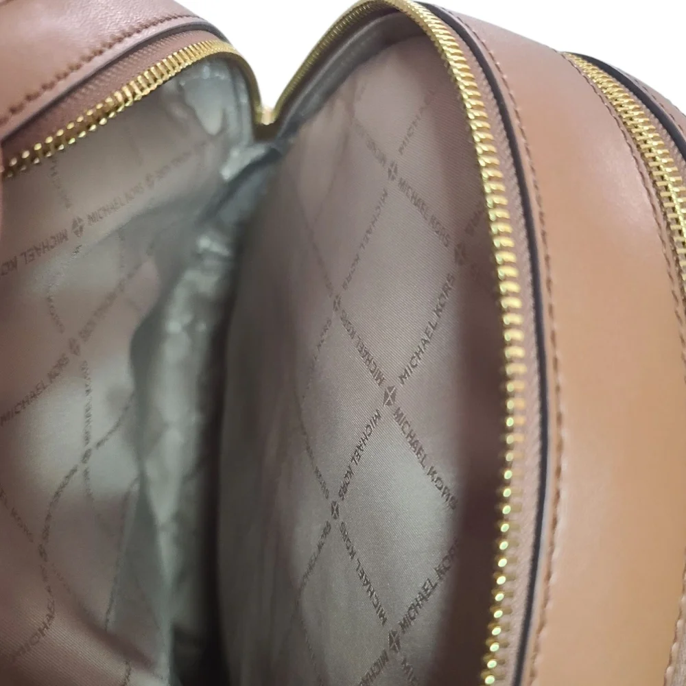 NWT Michael Kors Jaycee Medium Logo Backpack In VANILLA